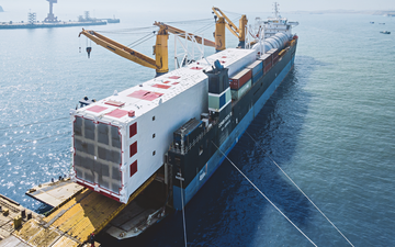 Linde liefert weltgrößte Coldbox mit einem Gewicht von 800 Tonnen mit einem Schiff nach Jamnagar