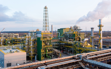 Linde-built ammonia plant in Togliatti, Russia, based on the Linde Ammonia Concept (LAC?).